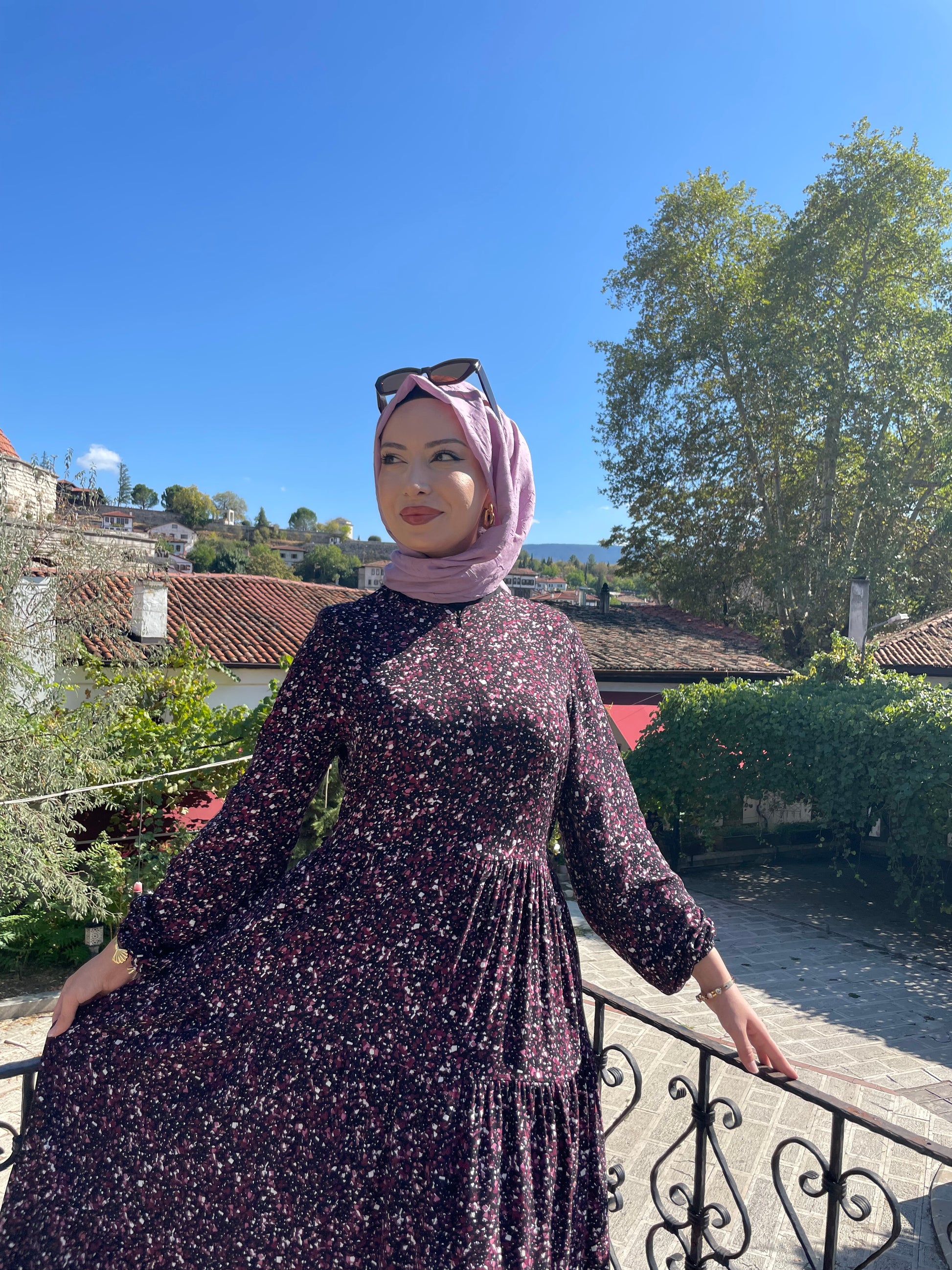 YILDIZ ELBİSE