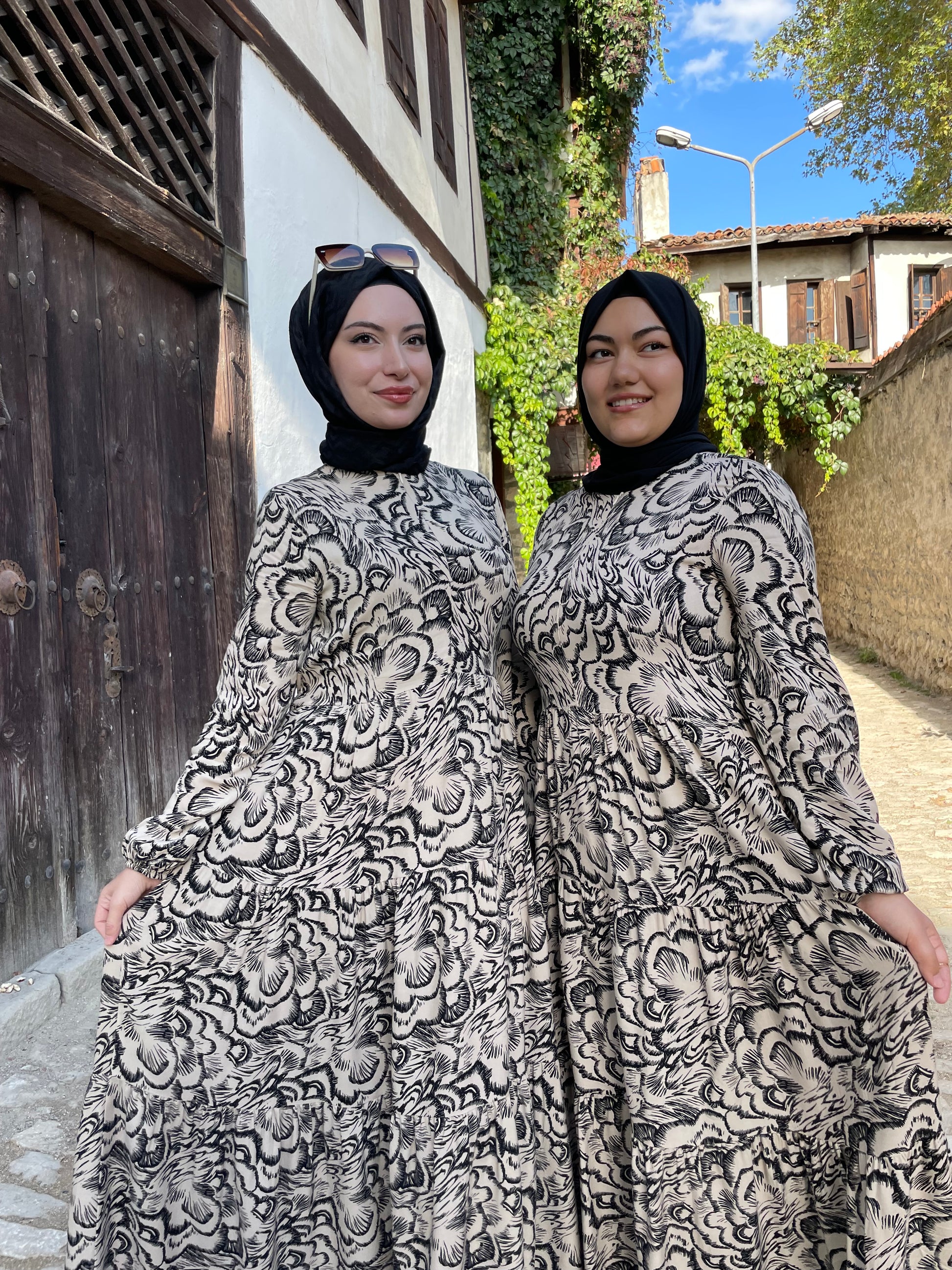 MANOLYA ELBİSE