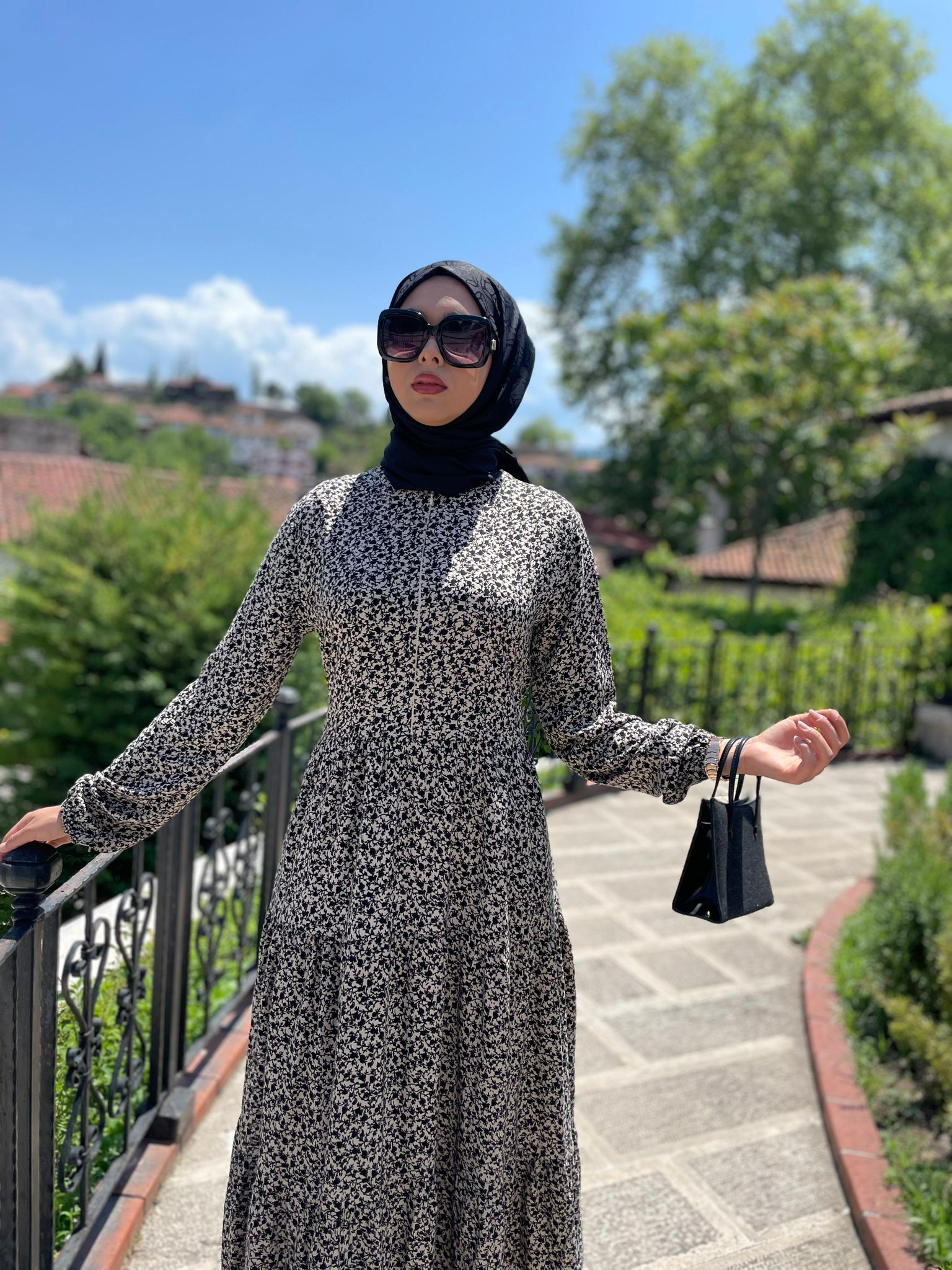 AKŞAM SEFASI ELBİSE