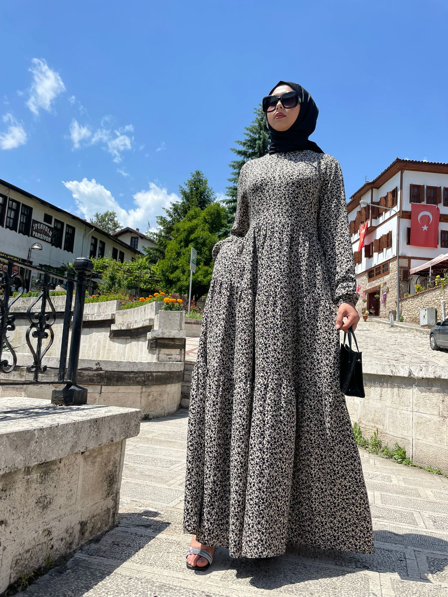 AKŞAM SEFASI ELBİSE