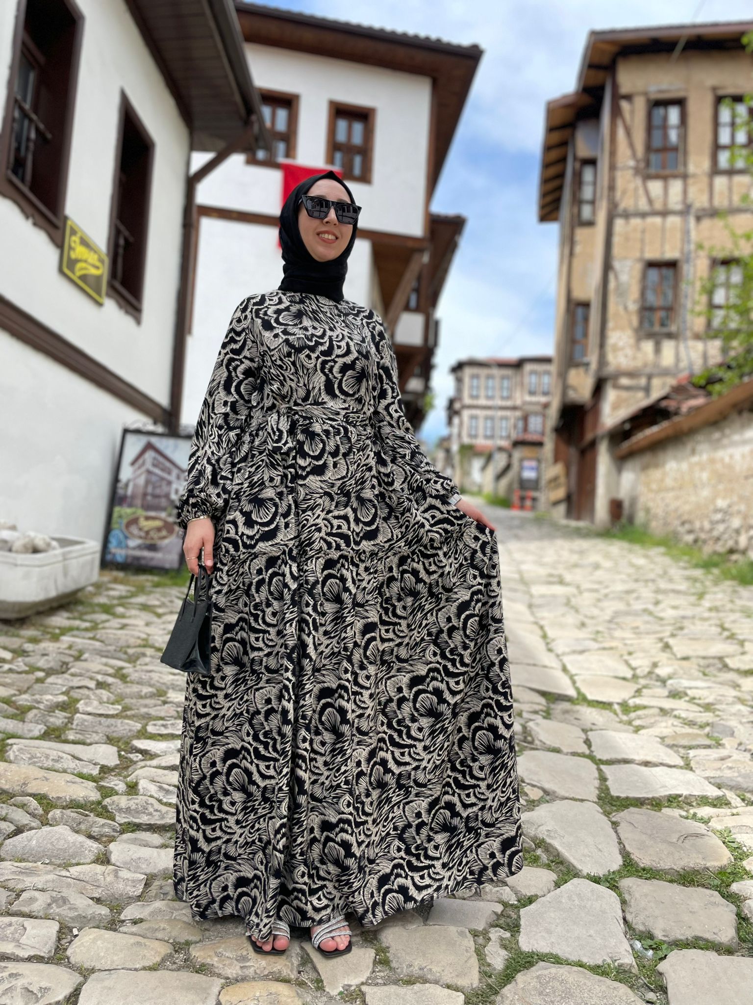 GALAKSİ ELBİSE