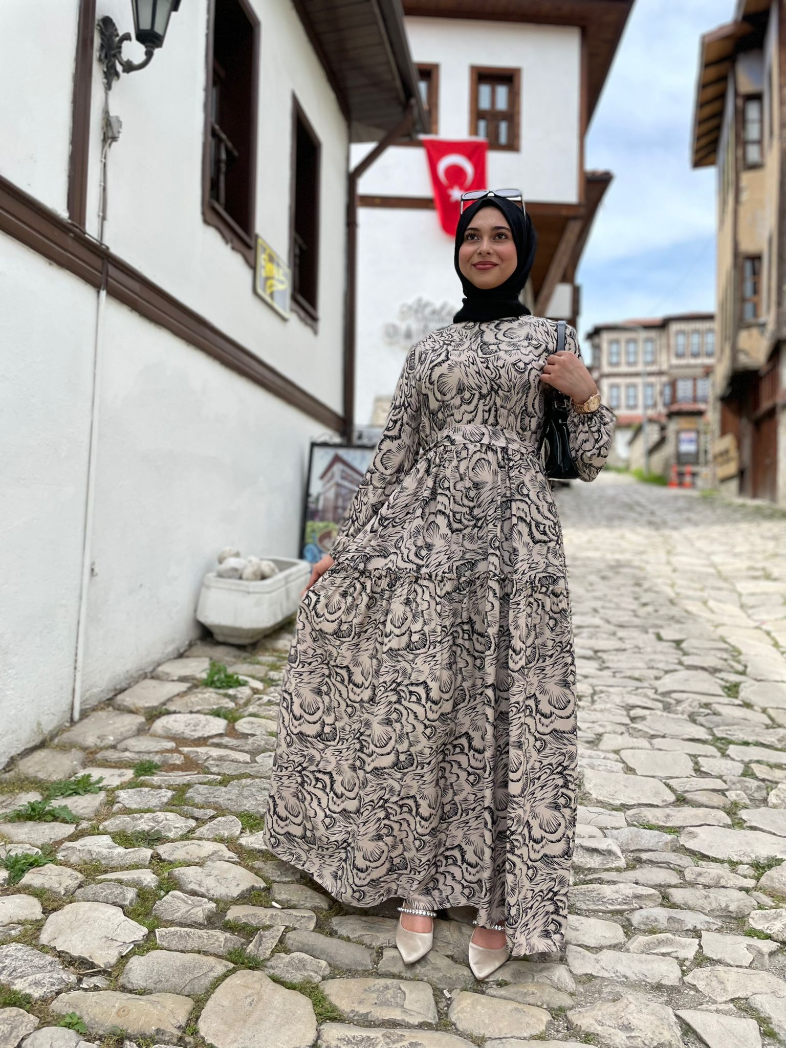 KARAMEL ELBİSE