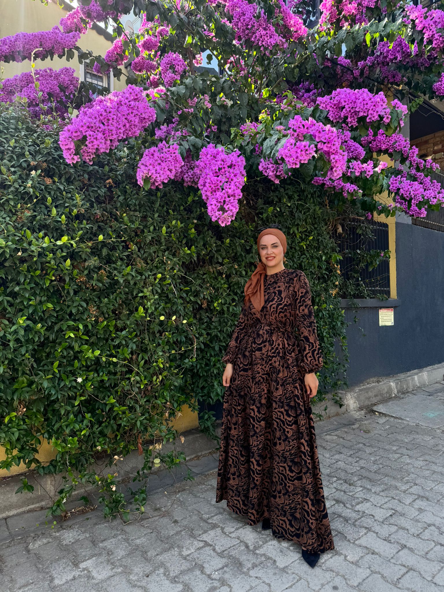 KUMSAL ELBİSE