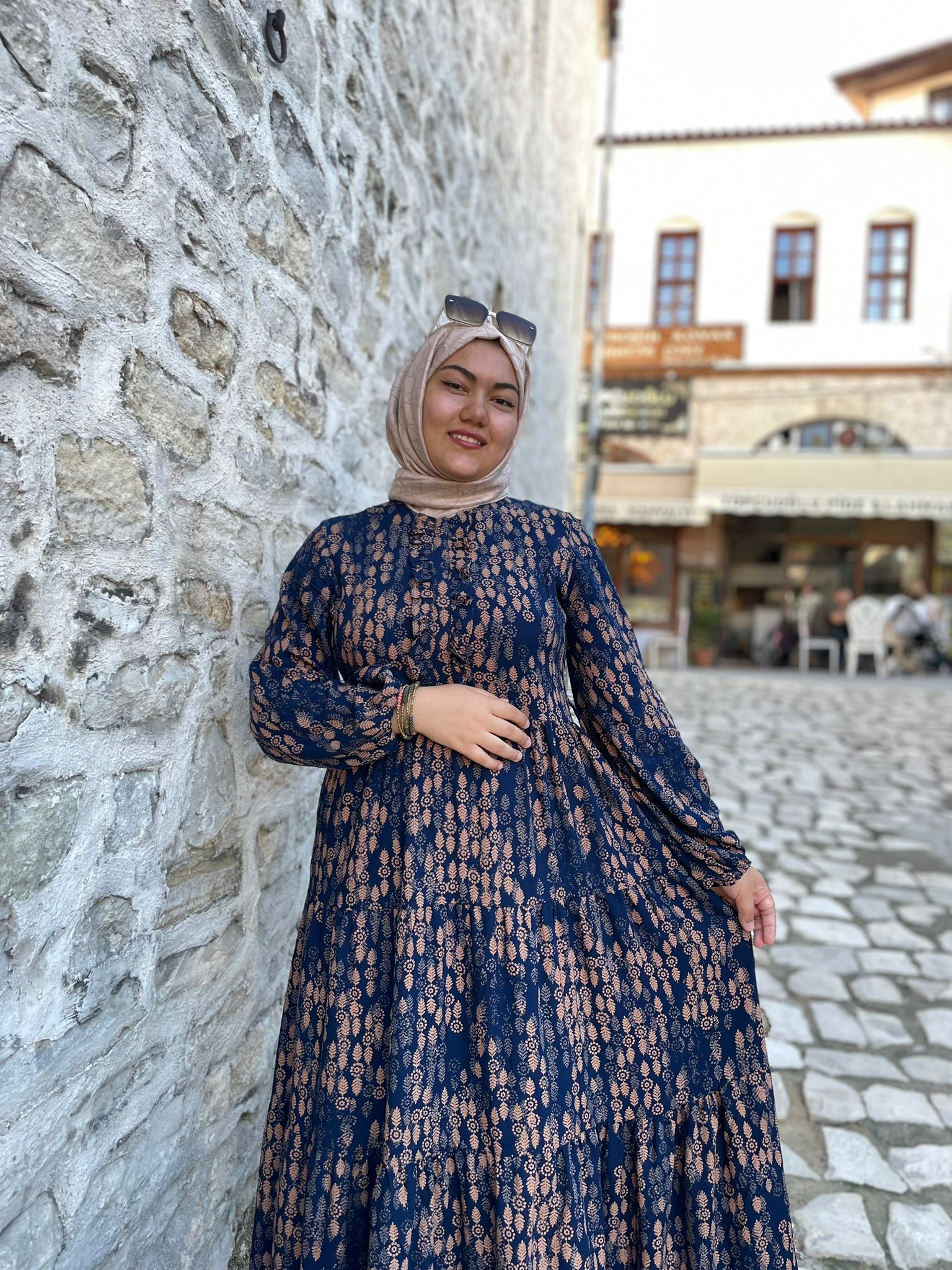 RÜZGAR GÜLÜ ELBİSE