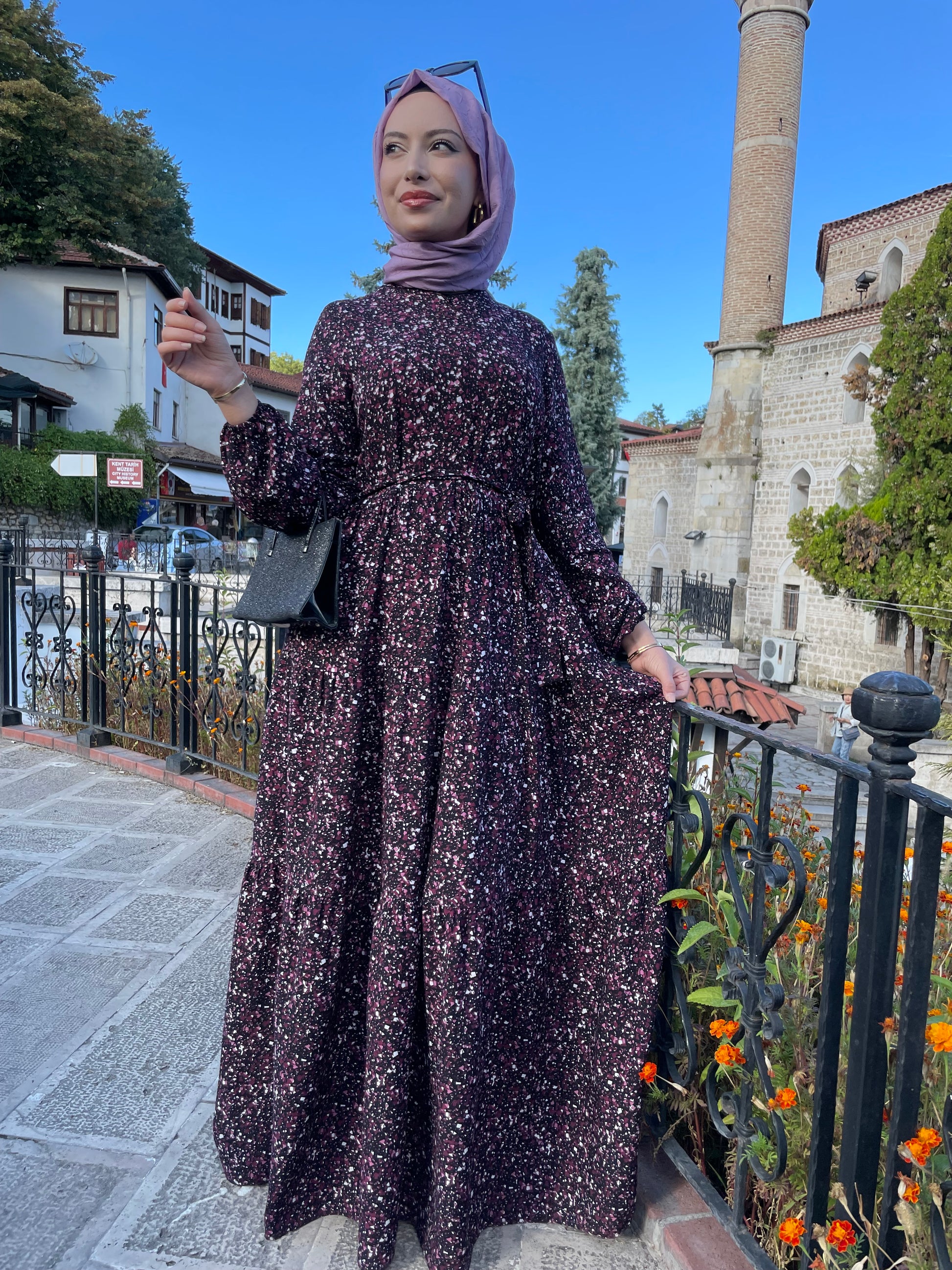 YILDIZ ELBİSE