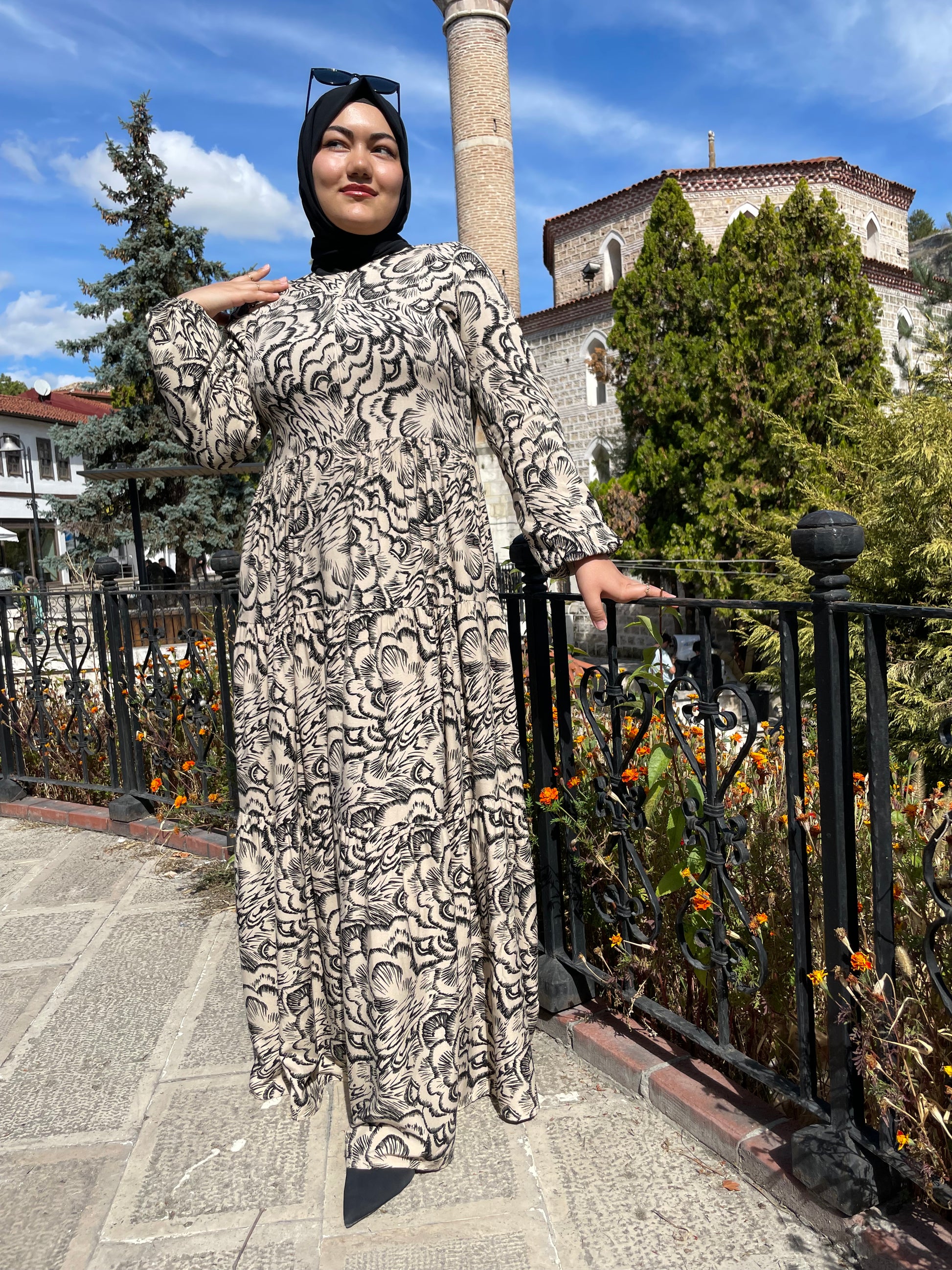 MANOLYA ELBİSE
