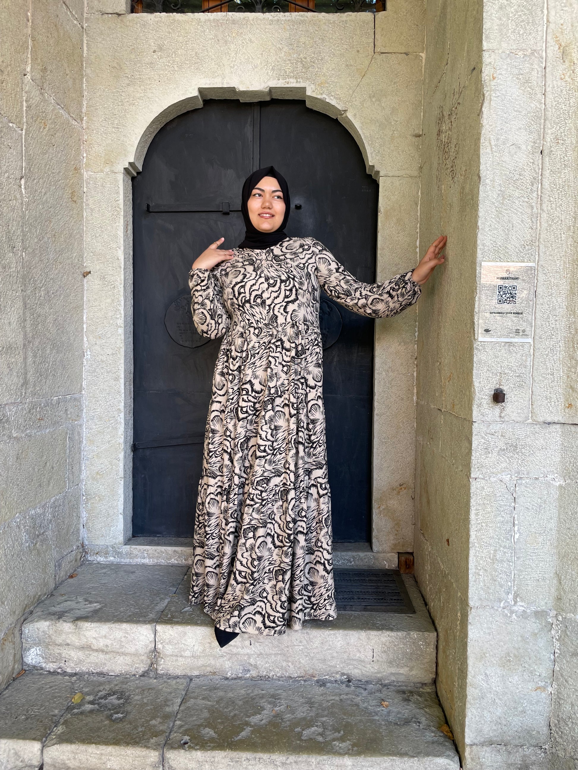 MANOLYA ELBİSE