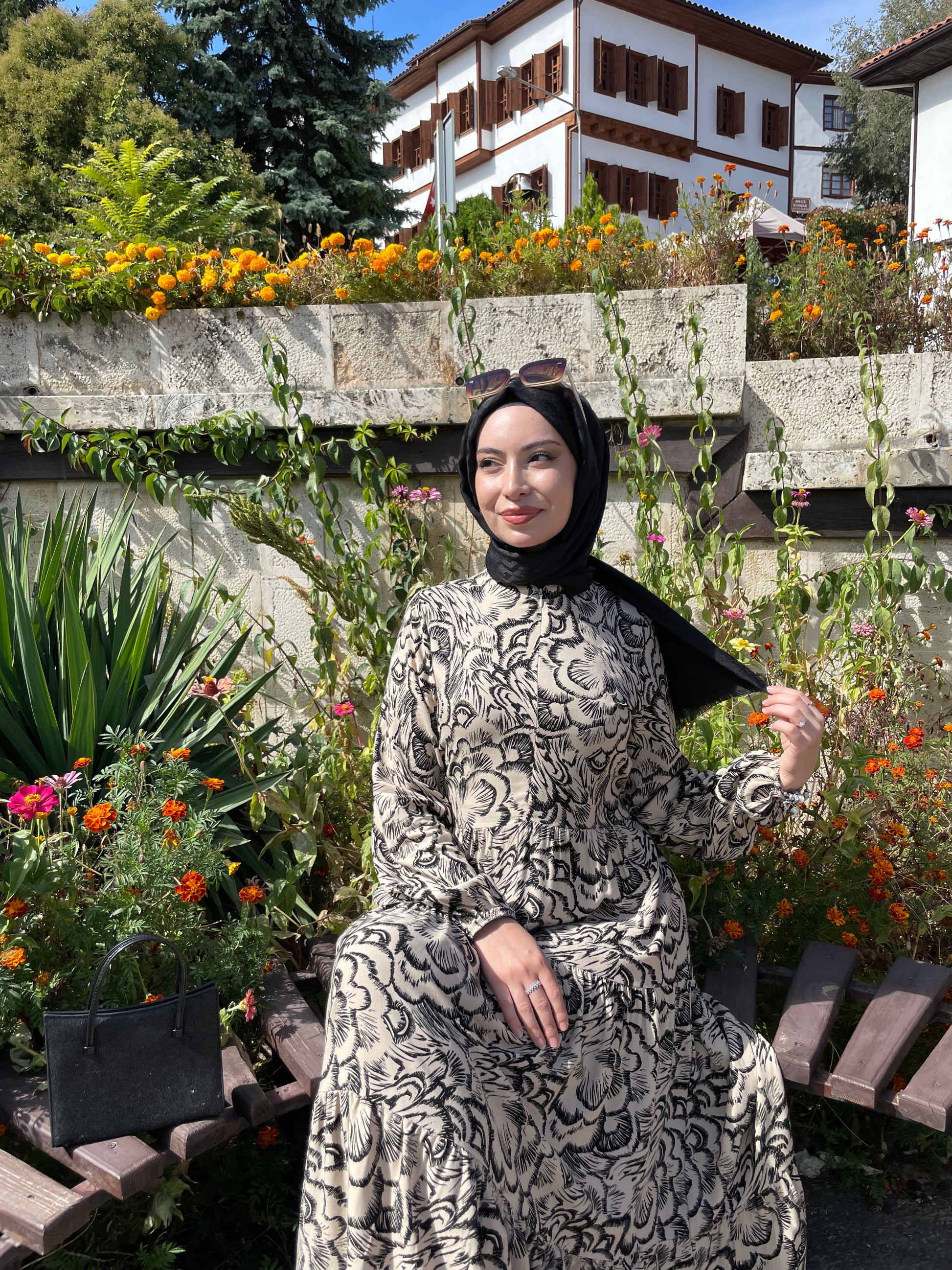 MANOLYA ELBİSE
