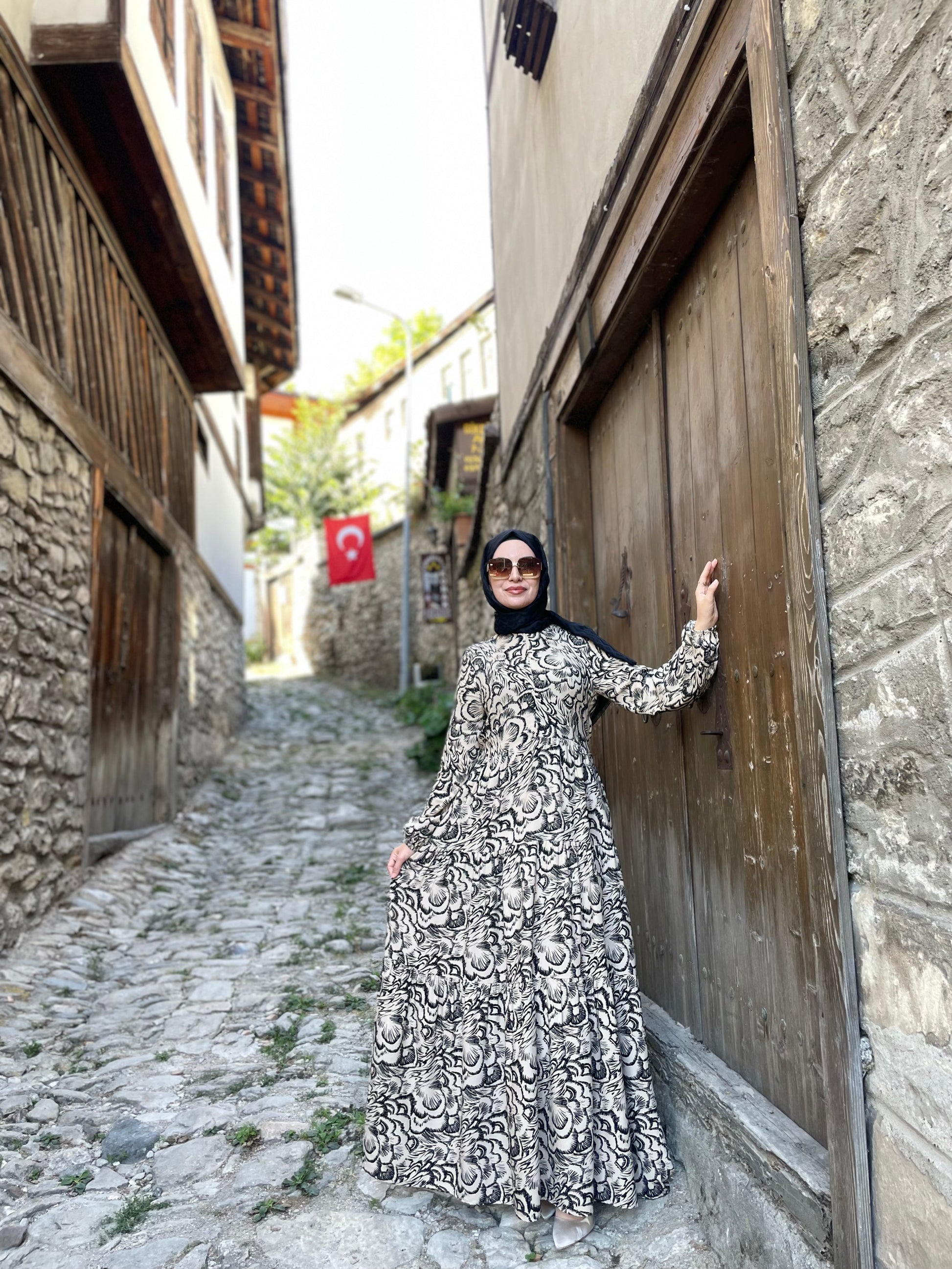 MANOLYA ELBİSE