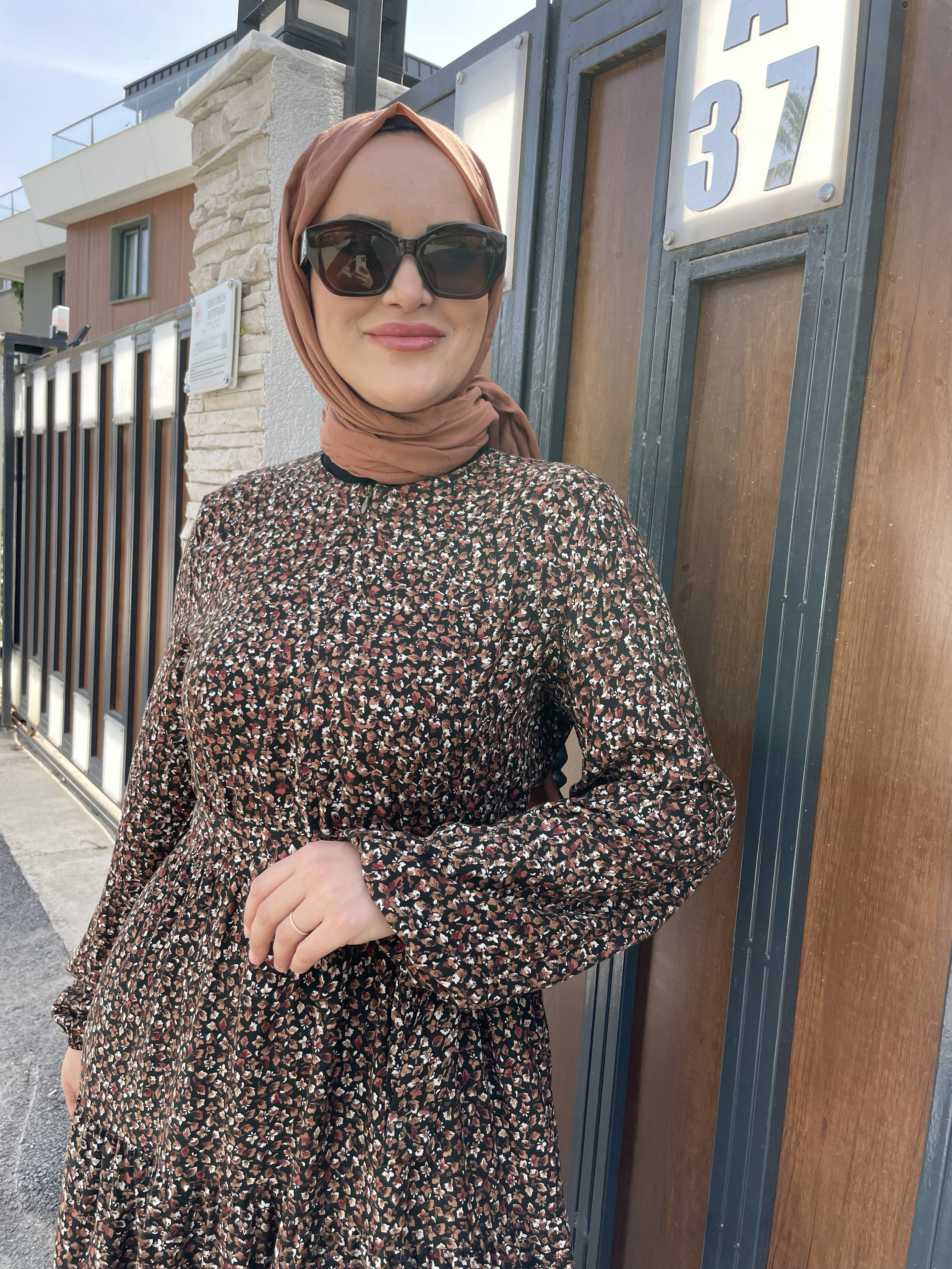 YAPRAK ELBİSE