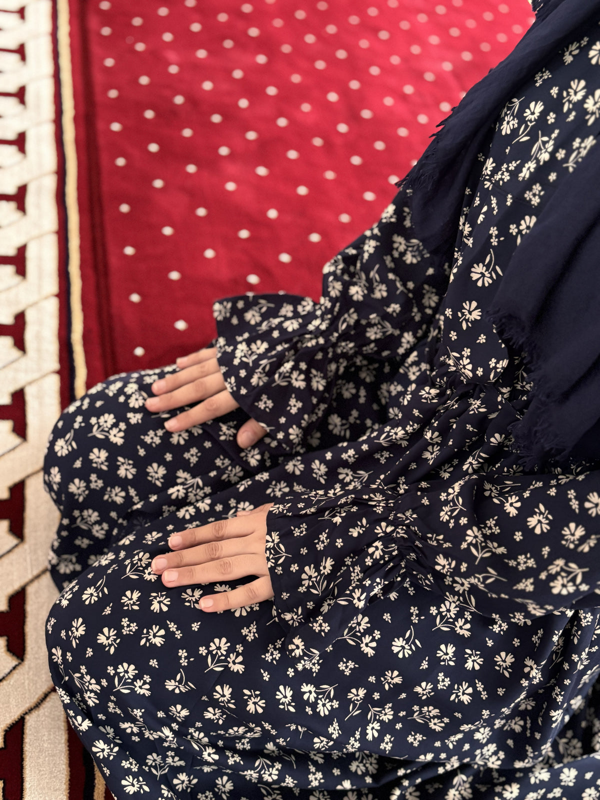 Namaz Elbisesi Çiçek Desenli
