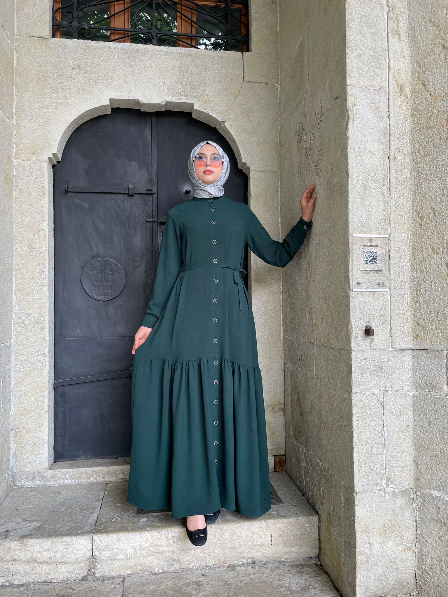 Nihan Elbise