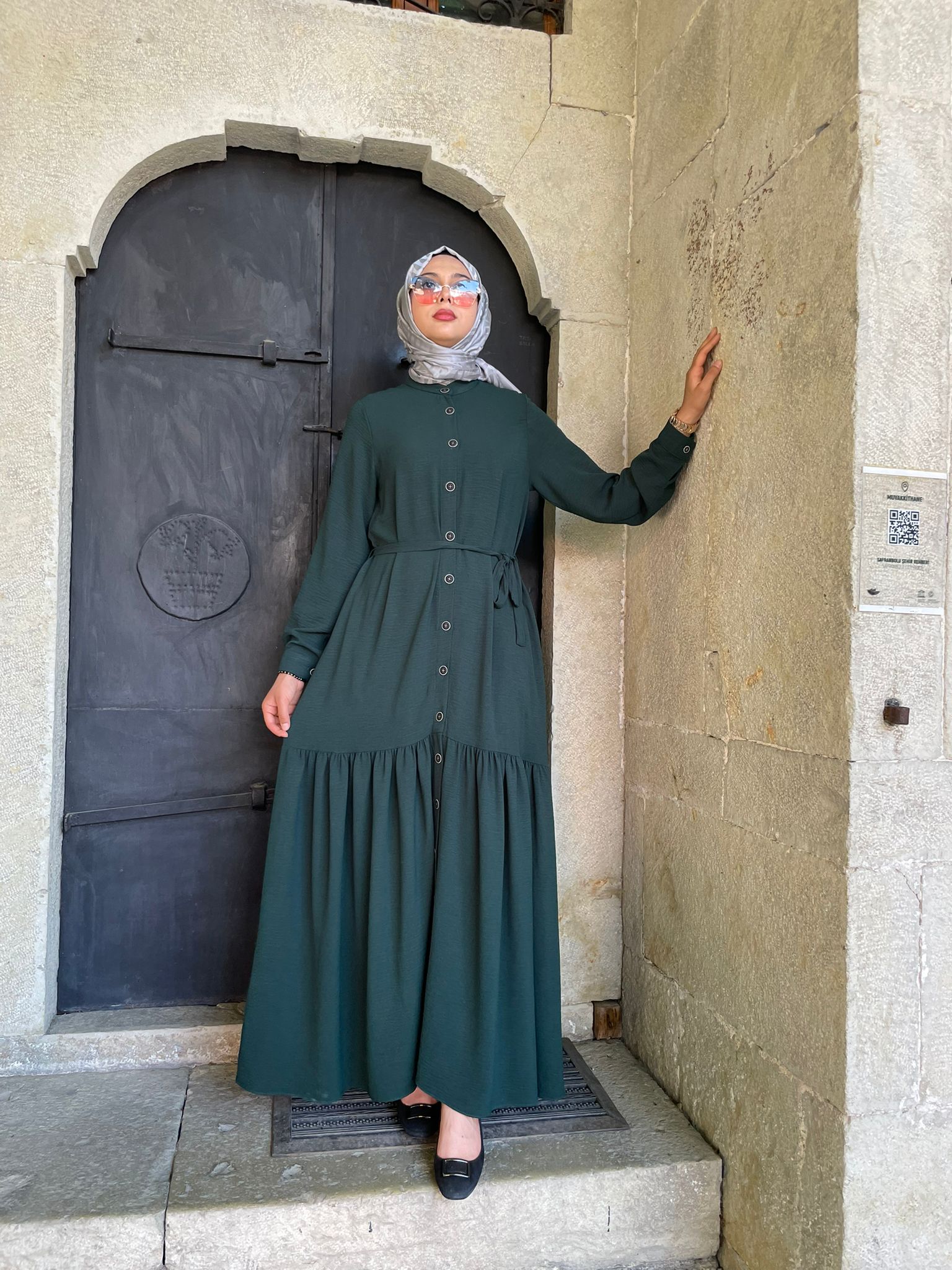 Nihan Elbise
