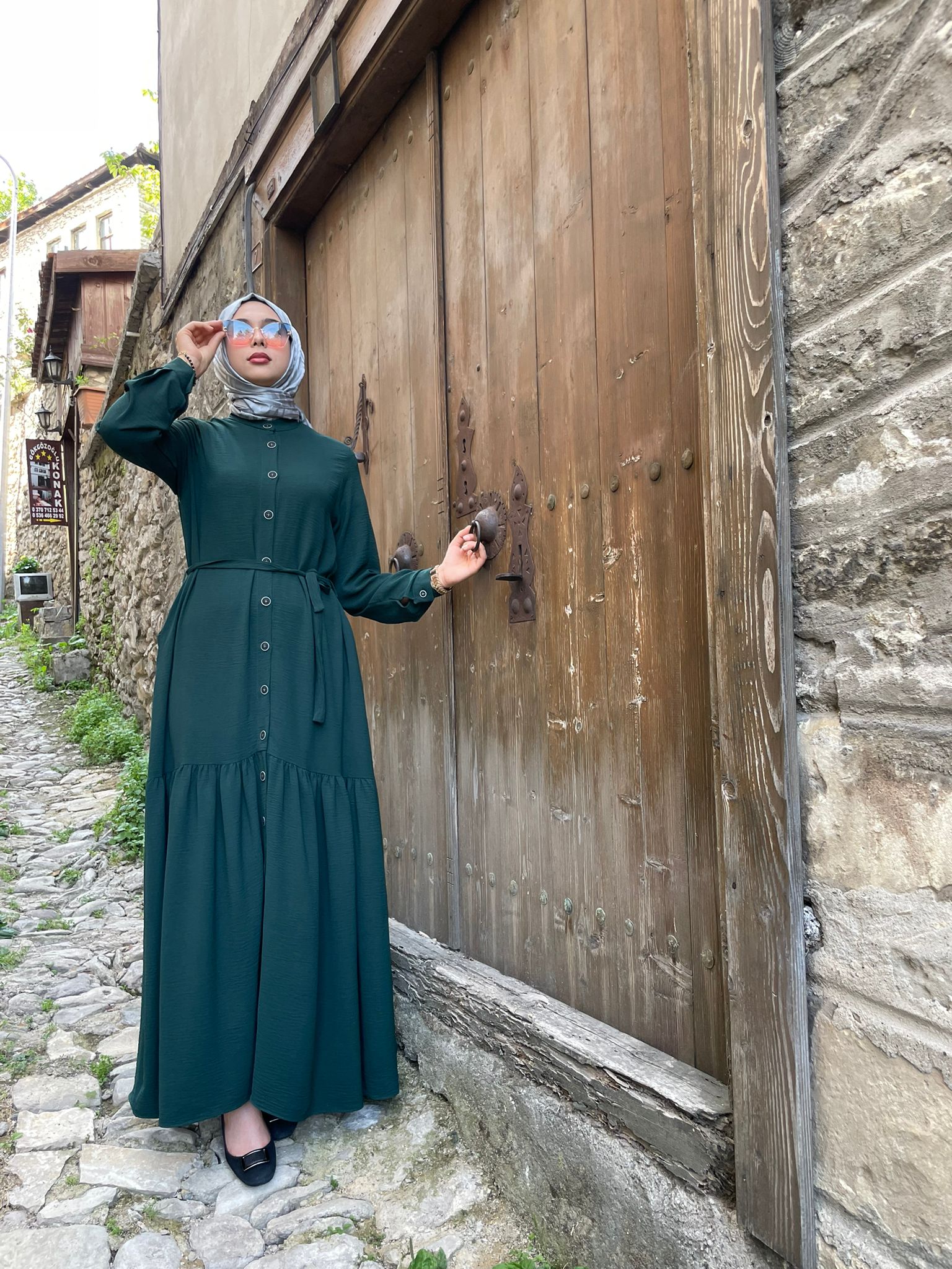 Nihan Elbise