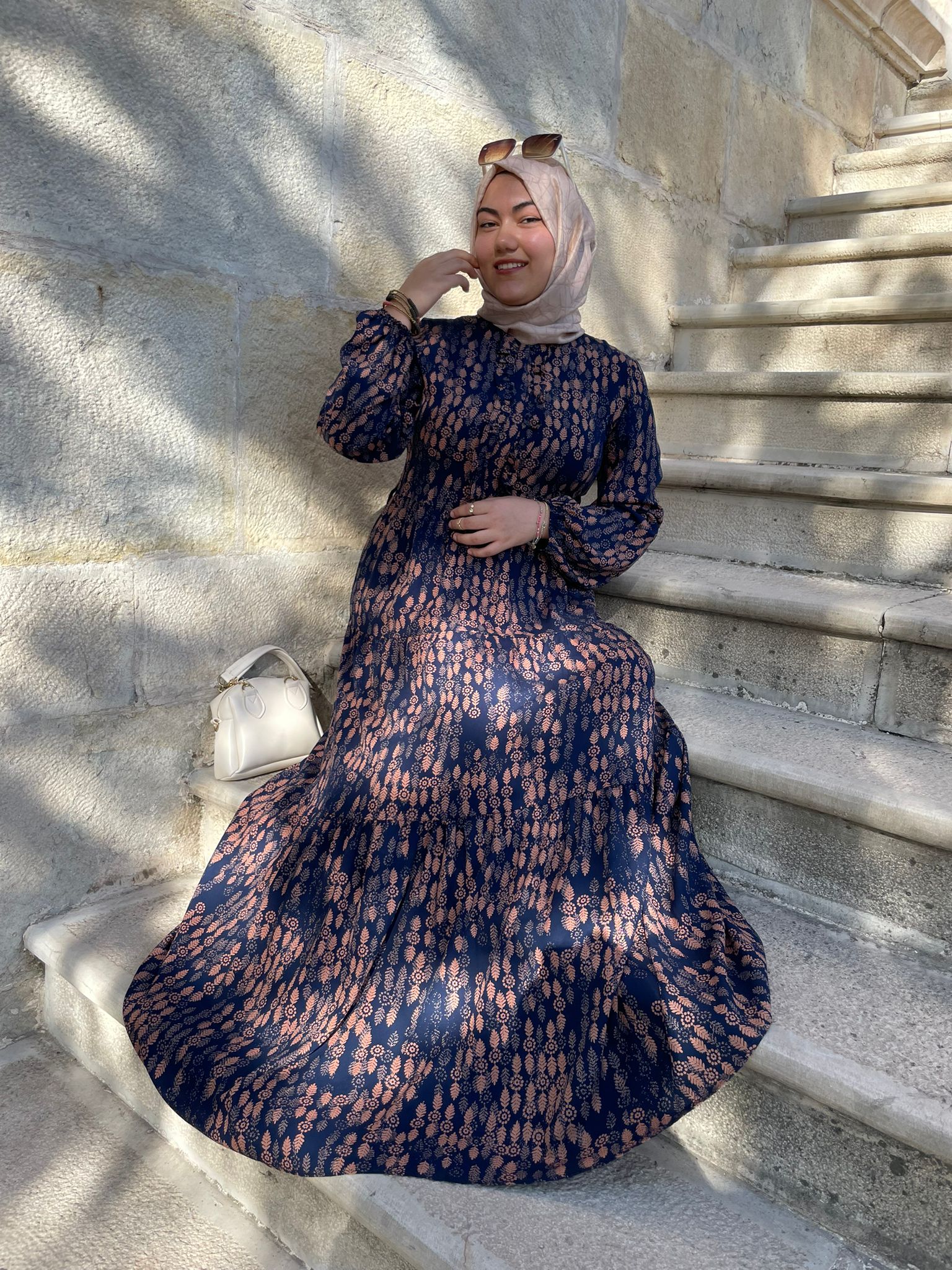 RÜZGAR GÜLÜ ELBİSE