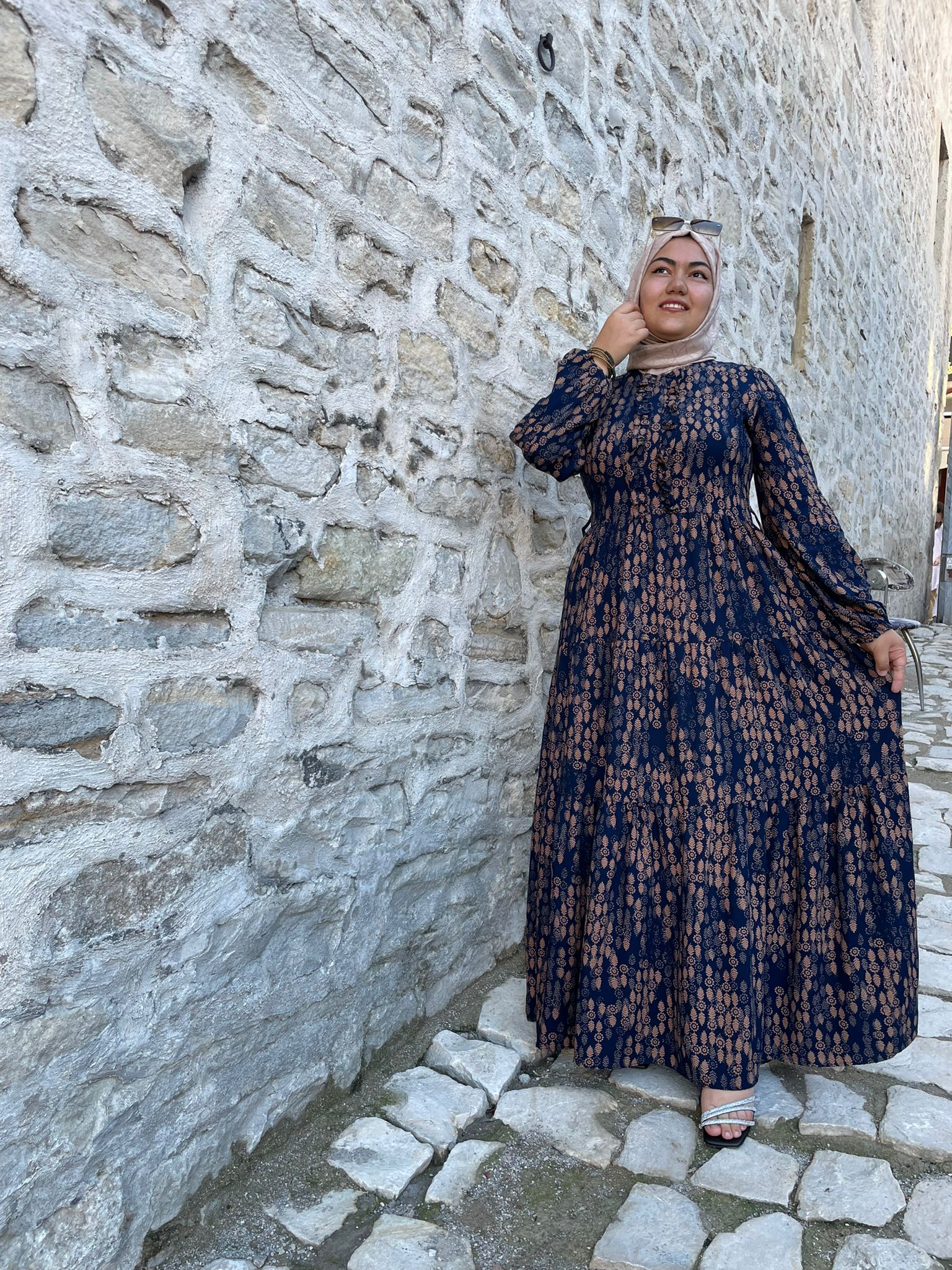 RÜZGAR GÜLÜ ELBİSE