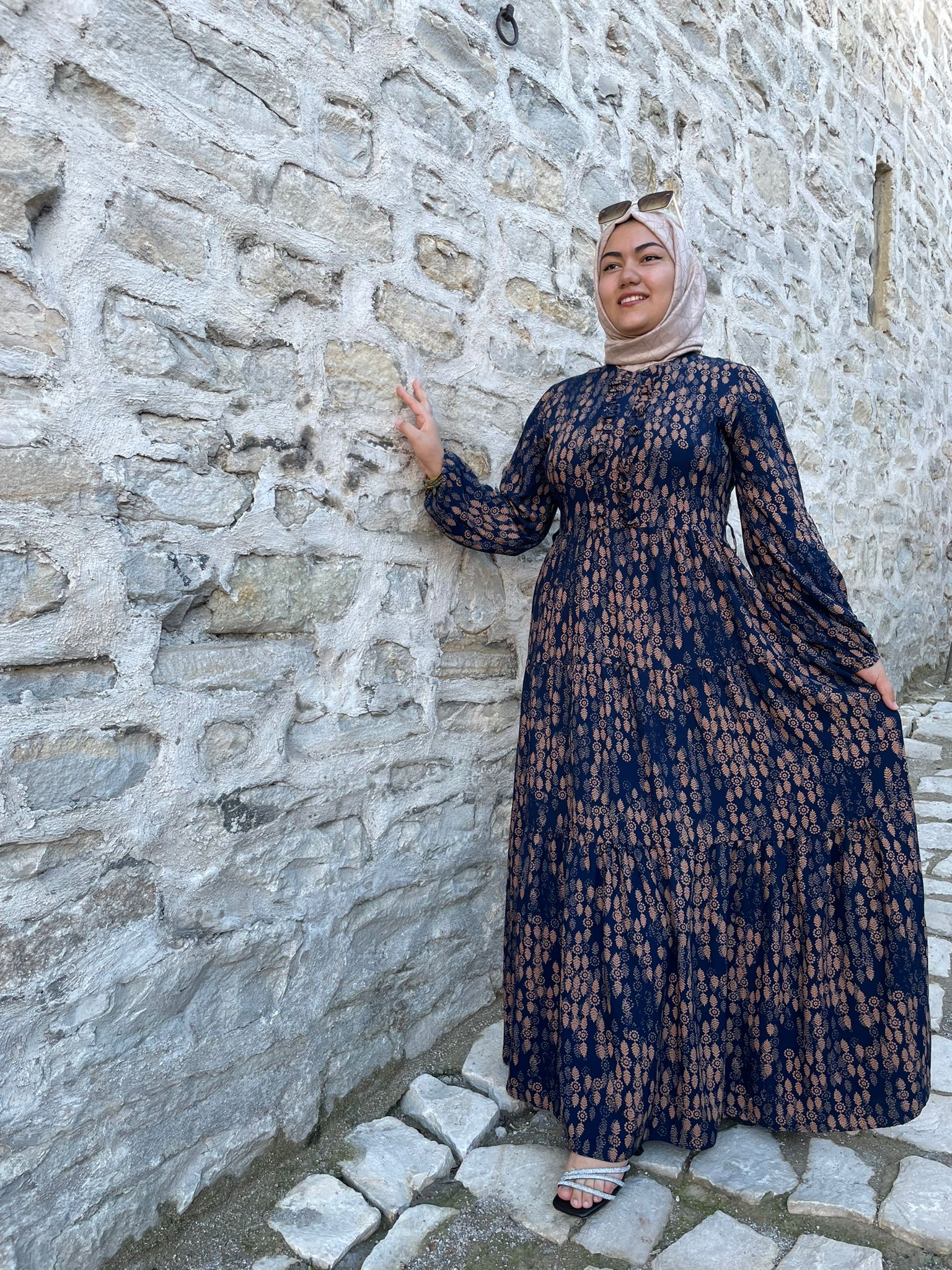 RÜZGAR GÜLÜ ELBİSE